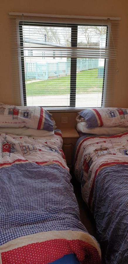 Tranquillity Sea Side Caravan Apartment Trimingham Bagian luar foto