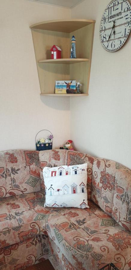 Tranquillity Sea Side Caravan Apartment Trimingham Bagian luar foto