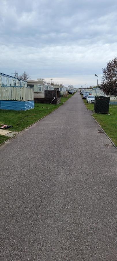 Tranquillity Sea Side Caravan Apartment Trimingham Bagian luar foto